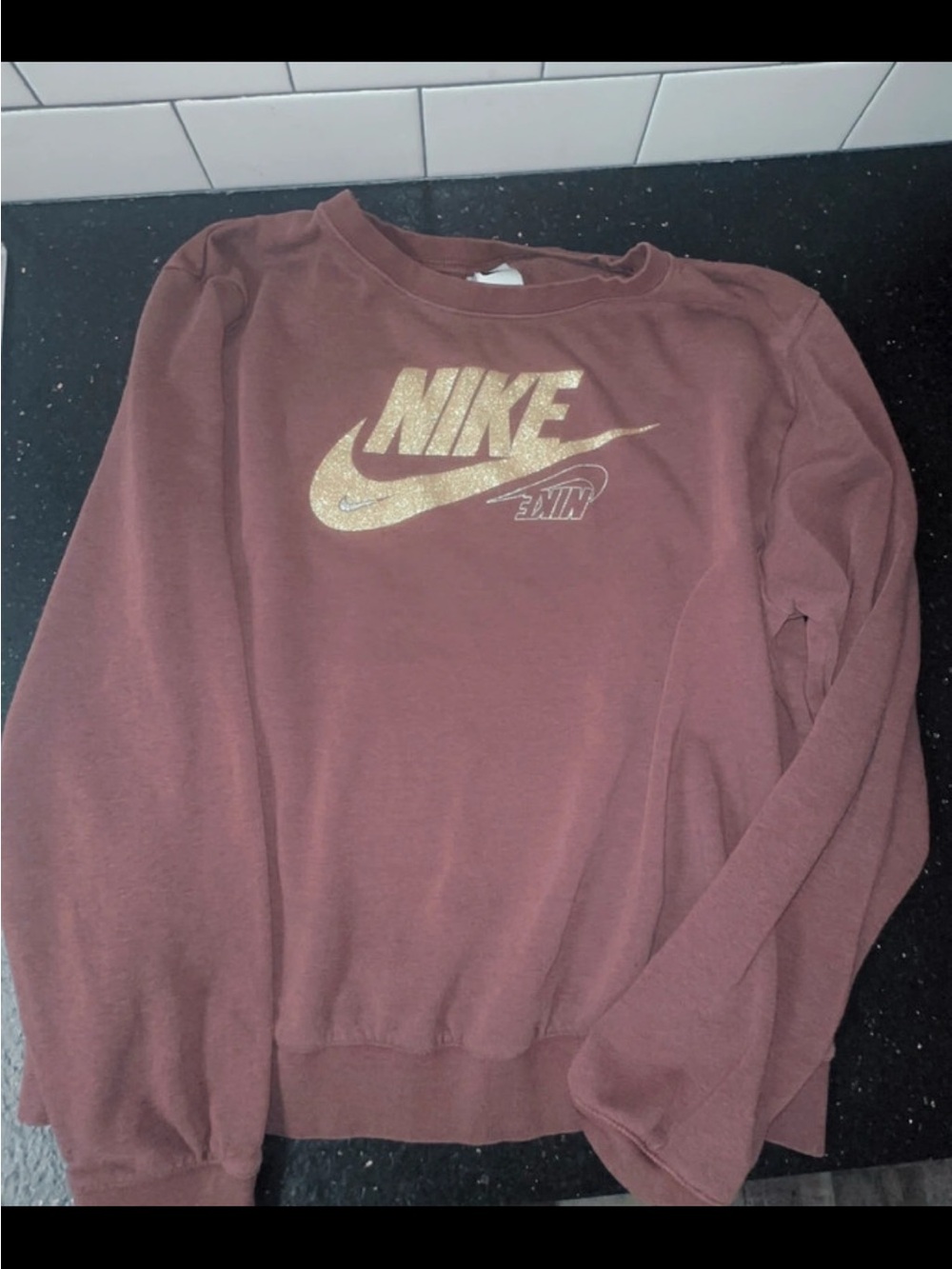 Nike womens Crewneck Sweatshirt in Mauve with Gold Logo